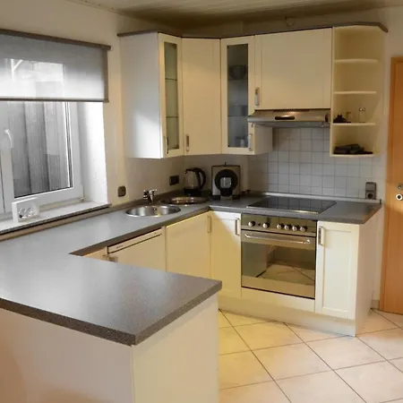 Ahorn Apartament Riedstadt